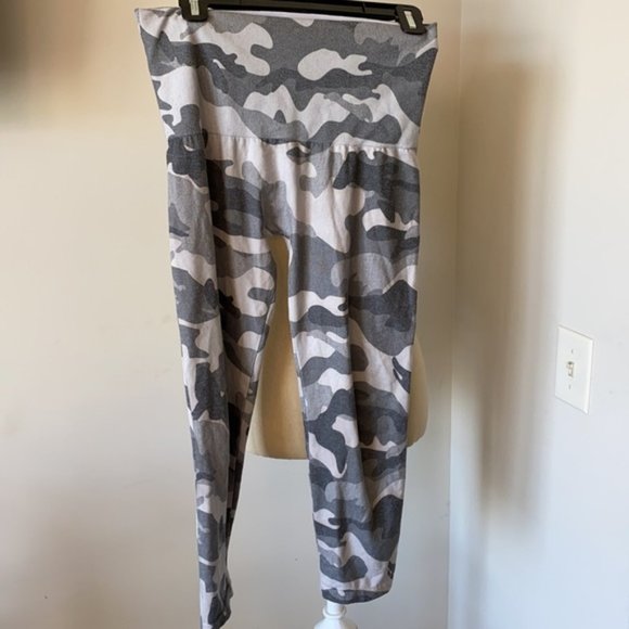 Bundle only! - Picture 2 of 3